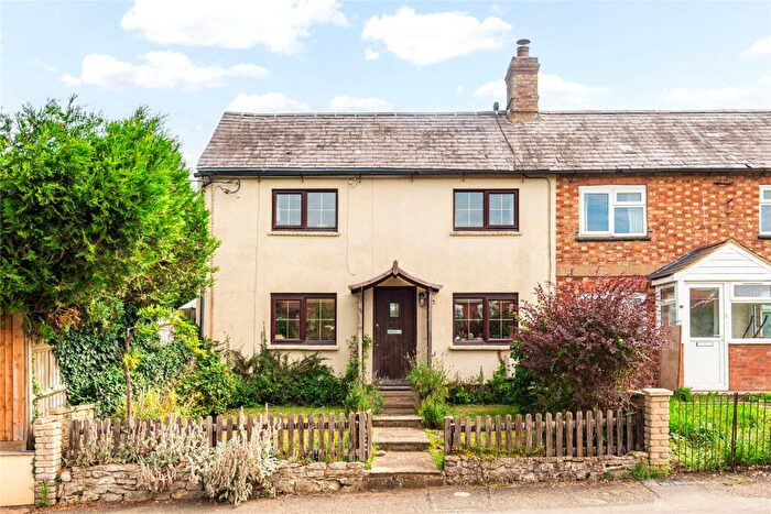 3 Bedroom End Of Terrace House For Sale In Long Street Road, Hanslope, Milton Keynes, Buckinghamshire, MK19