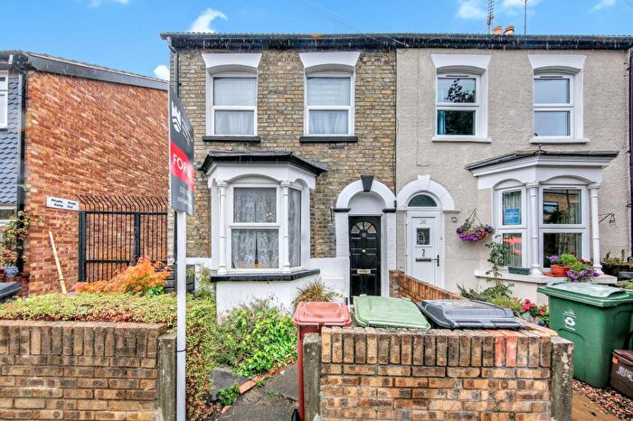 4 Bedroom End Of Terrace House For Sale In Esther Road, Upper Leytonstone, E11