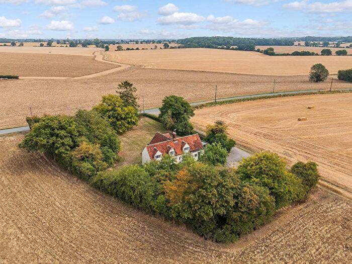 3 Bedroom Detached House For Sale In Richmonds Green, Thaxted, Dunmow, CM6