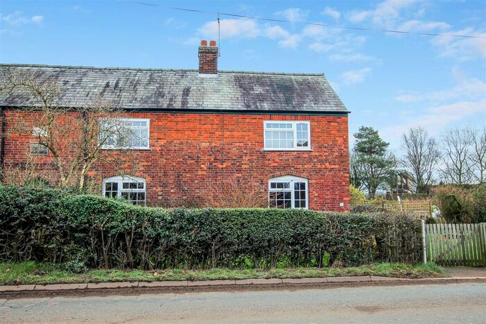 3 Bedroom Semi-Detached House For Sale In Burton Road, Twycross, Atherstone, CV9