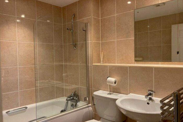 2 Bedroom Flat To Rent In Buckingham Road, Bicester, OX26