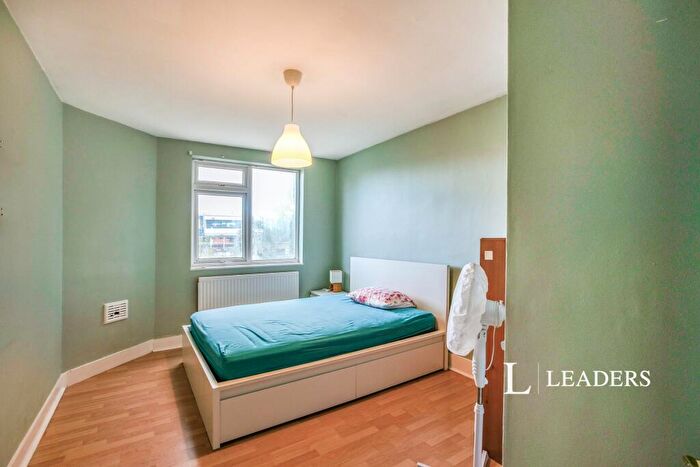 1 Bedroom House To Rent In Davidson Road, CR0