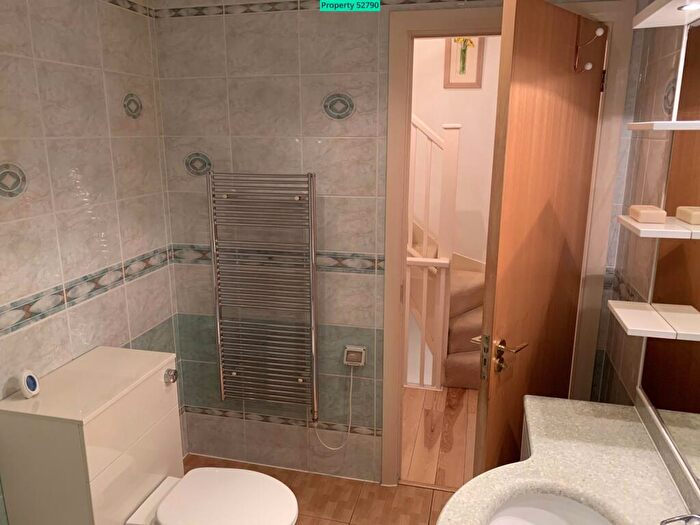 3 Bedroom Terraced House For Sale In Andover Place, London, NW6