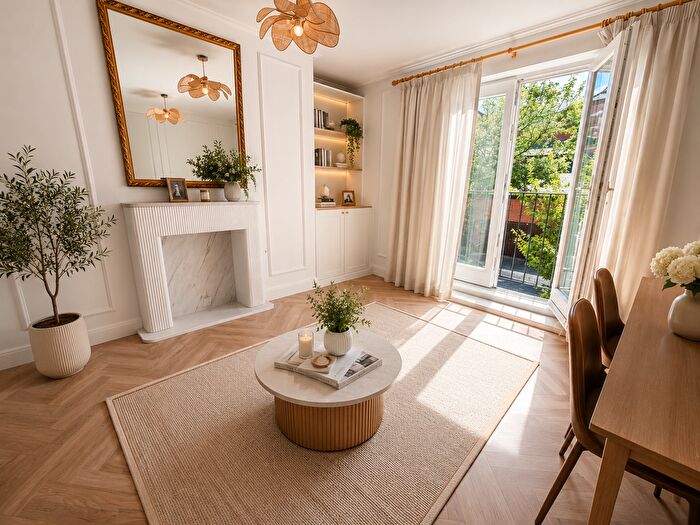 2 Bedroom Flat To Rent In Willes Road, London, NW5