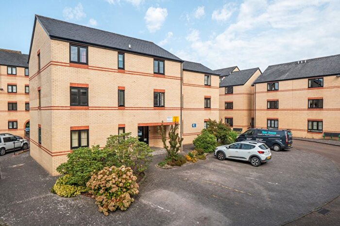 2 Bedroom Flat For Sale In Alexandra Court, Alexandra Road, Barnstaple, Devon, EX32