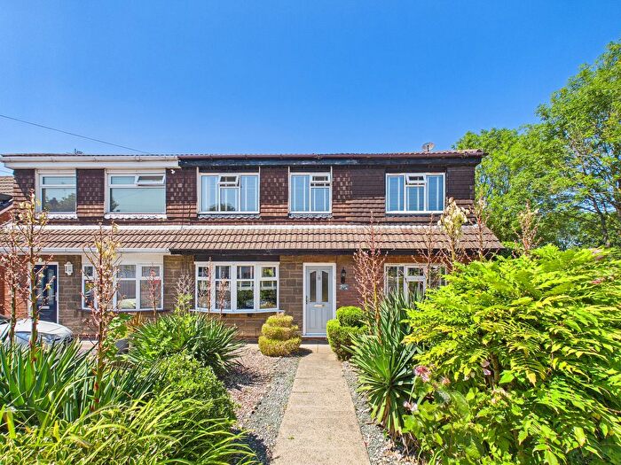 3 Bedroom Semi Detached House For Sale In Shirebourne Avenue, Haresfinch, St Helens, WA11