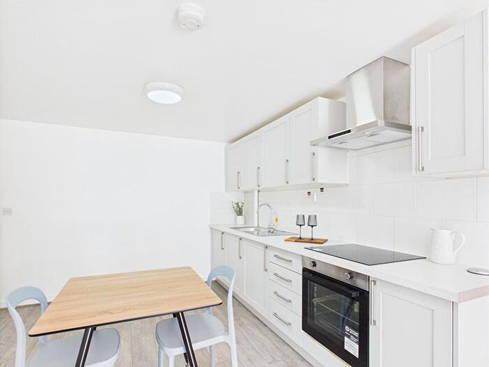 1 Bedroom Flat To Rent In The Groves, Liverpool, L7