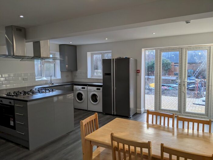 1 Bedroom Property To Rent In Milton Road, Wallington, SM6