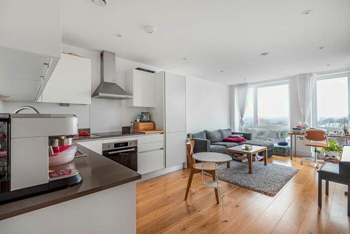 1 Bedroom Flat To Rent In Grove Place, London, SE9