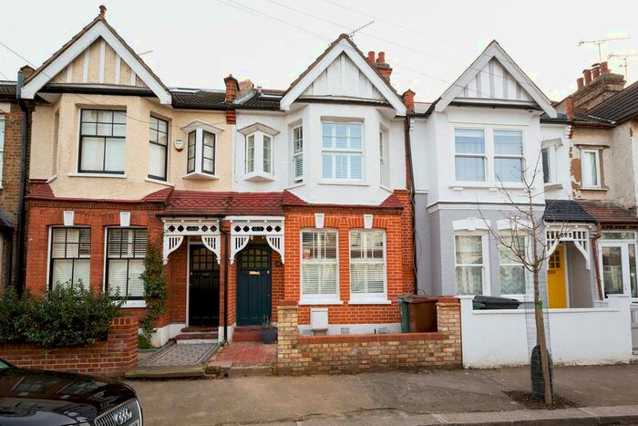 4 Bedroom Terraced House To Rent In Marten Road, Walthamstow, E17