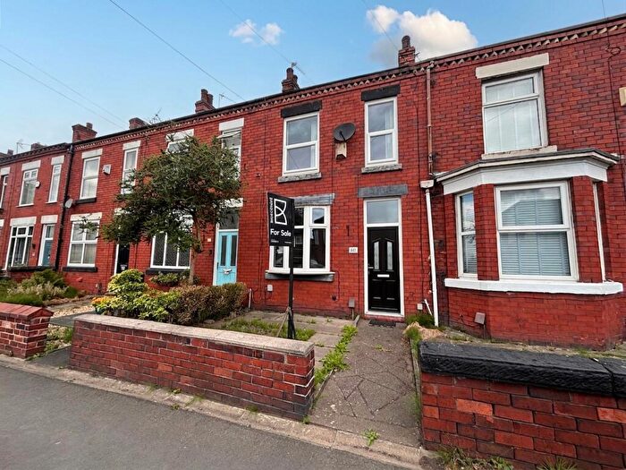 2 Bedroom Terraced House For Sale In Newearth Road, Worsley, M28