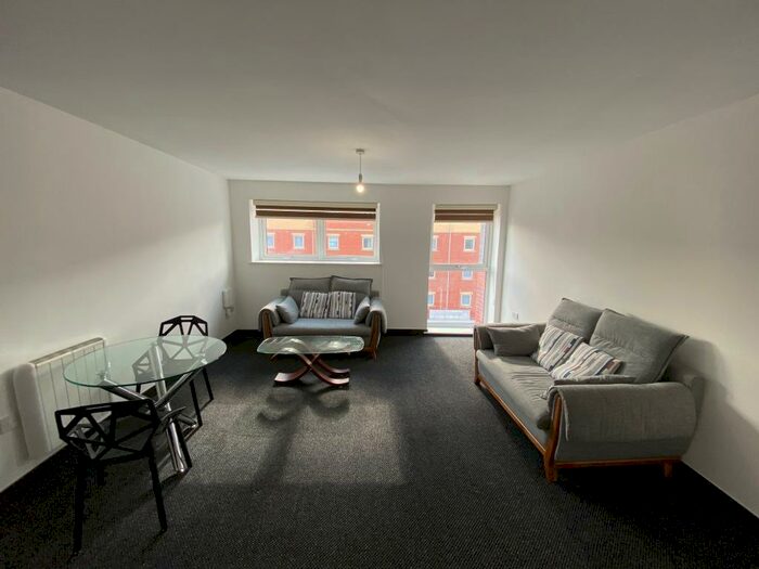 2 Bedroom Apartment To Rent In San Court, - Wilmslow Road, Rusholme, Manchester, M14