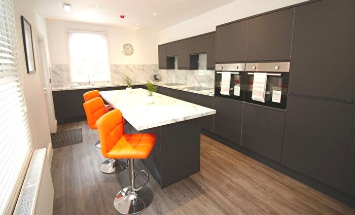 6 Bedroom Terraced House To Rent In North Cliff Street, Preston, PR1