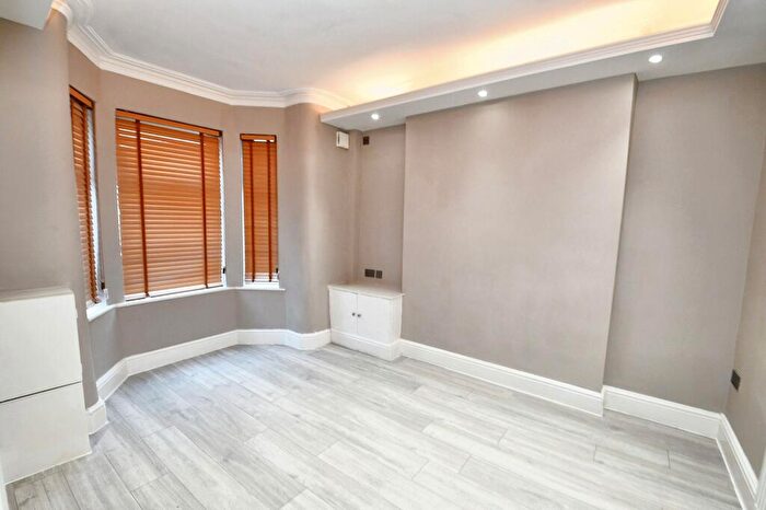 4 Bedroom Terraced House For Sale In Fitzwarren Street, Salford, M6