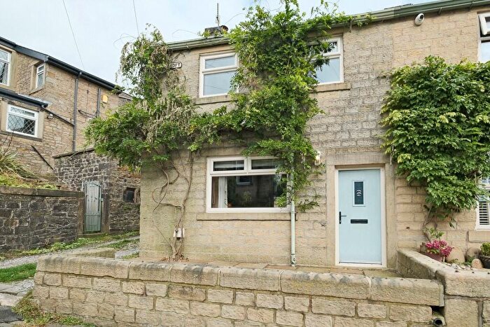 2 Bedroom End Of Terrace House To Rent In Proctor Croft, Trawden, Colne, Lancashire, BB8