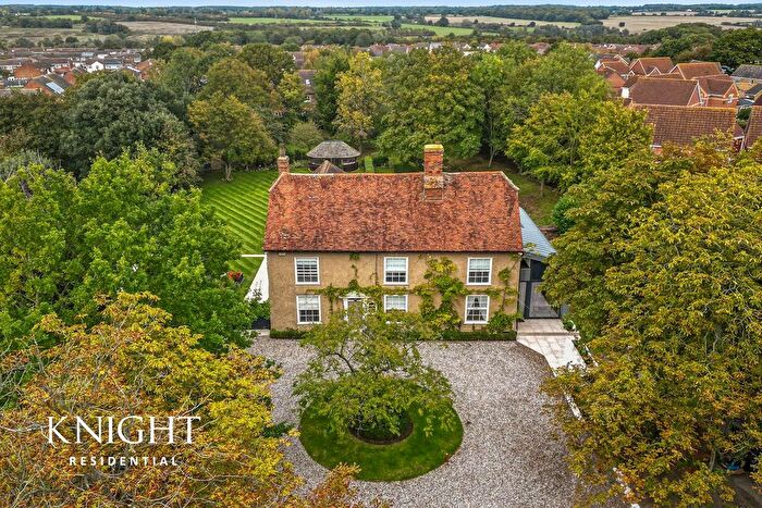 5 Bedroom Detached House For Sale In Coggeshall Road, Braintree, CM77