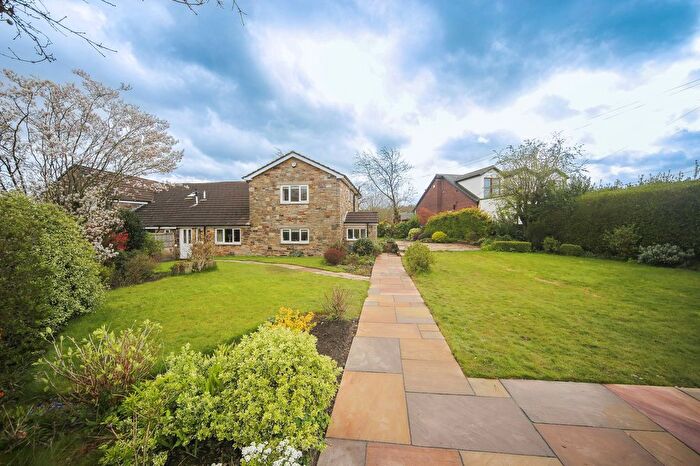 3 Bedroom Semi Detached House For Sale In Winstanley Road, Billinge, Wigan, WN5