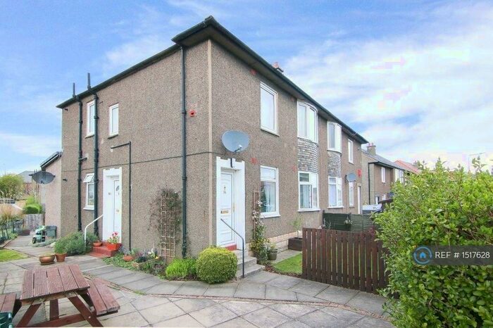 3 Bedroom Flat To Rent In Colinton Mains Terrace, Edinburgh, EH13
