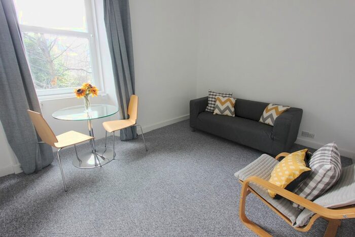 1 Bedroom Flat To Rent In Albert Street, Edinburgh, EH7