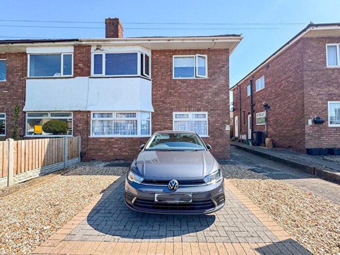 2 Bedroom Apartment For Sale In Rodway Road, Patchway, Bristol, Gloucestershire, BS34