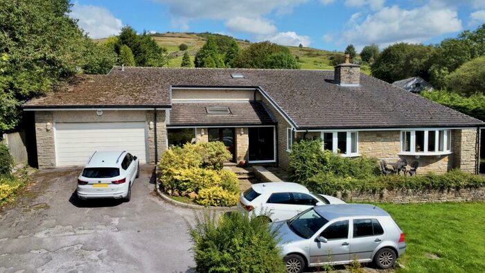 4 Bedroom Detached House For Sale In Rowarth, High Peak, Derbyshire, SK22