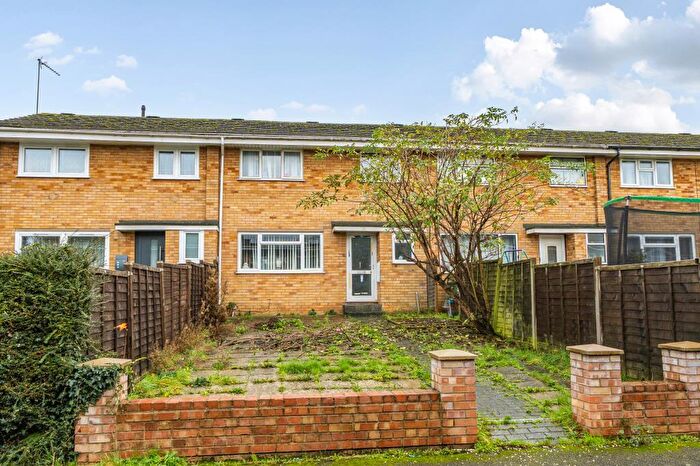 3 Bedroom Terraced House To Rent In Banbury, Oxfordshire, OX16