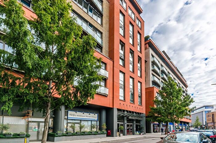 Studio To Rent In Westcliffe Apartments, Paddington, London, W2