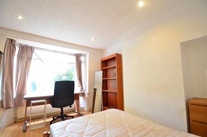 4 Bedroom Terraced House To Rent In Milner Road Selly Oak, B29