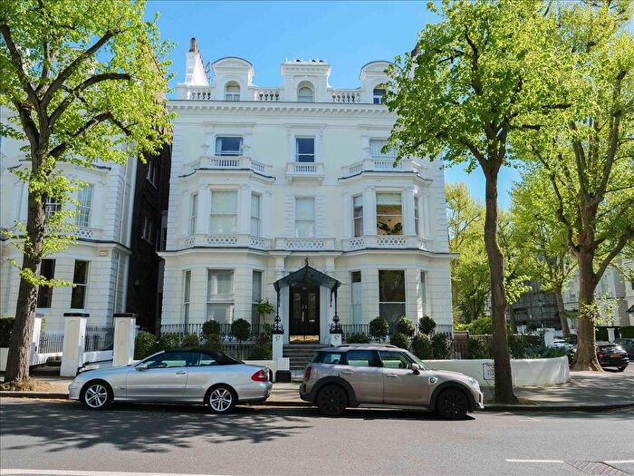 1 Bedroom Flat To Rent In Holland Park, London, W11