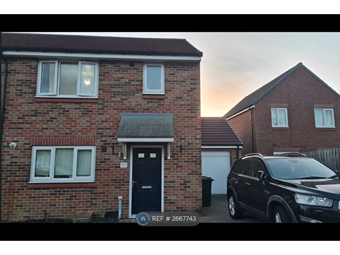 3 Bedroom Semi-detached House To Rent In Elder Drive Newcatle Upon Tyne, Newcatle Upn Tyne, NE4