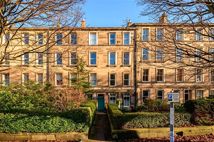 2 Bedroom Apartment For Sale In Gladstone Terrace, Edinburgh, Midlothian, EH9