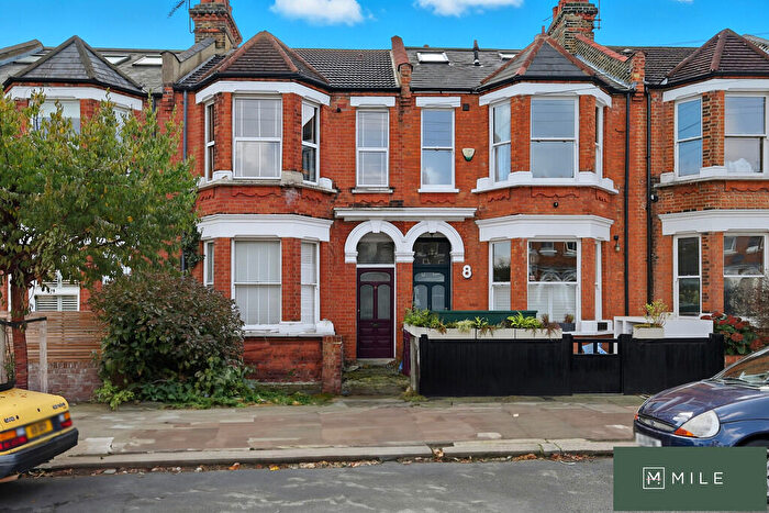 2 Bedroom Apartment For Sale In Herbert Gardens, London, NW10