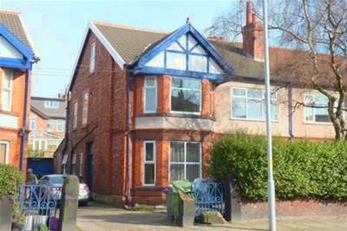 3 Bedroom Flat To Rent In Borough Road, Tranmere, CH42