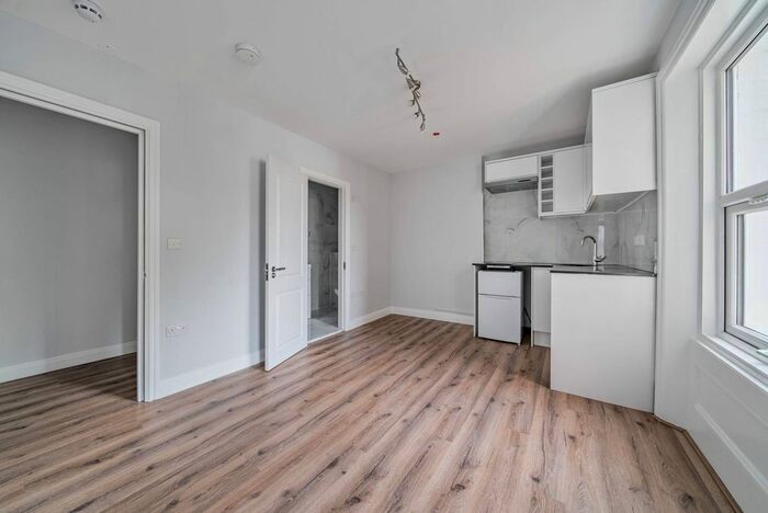 Studio To Rent In Lexham Gardens, South Kensington, London, W8