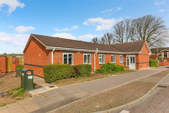 3 Bedroom Bungalow For Sale In Station Road, Tidworth, SP9