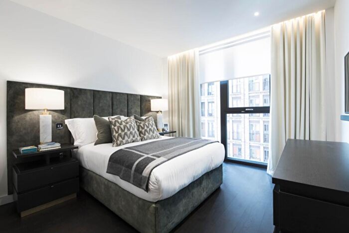 2 Bedroom Apartment To Rent In Charles Clowes Walk, Nine Elms, London, SW11