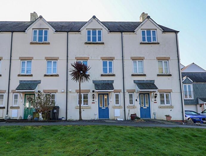 5 Bedroom Terraced House For Sale In Treasure Row, Par, PL24