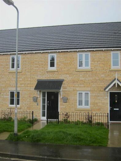 1 Bedroom Flat To Rent In Black Horse Court, Benefield Road, Oundle, Peterborough, PE8