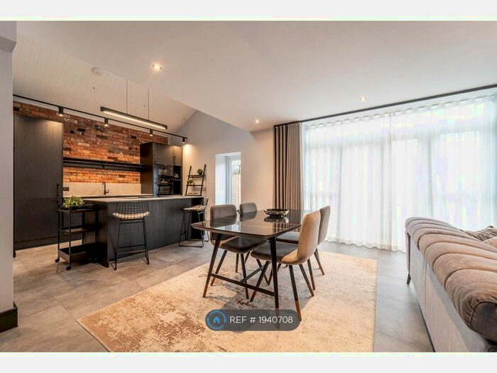 3 Bedroom Terraced House To Rent In St. Peters Mews, Poole, BH14