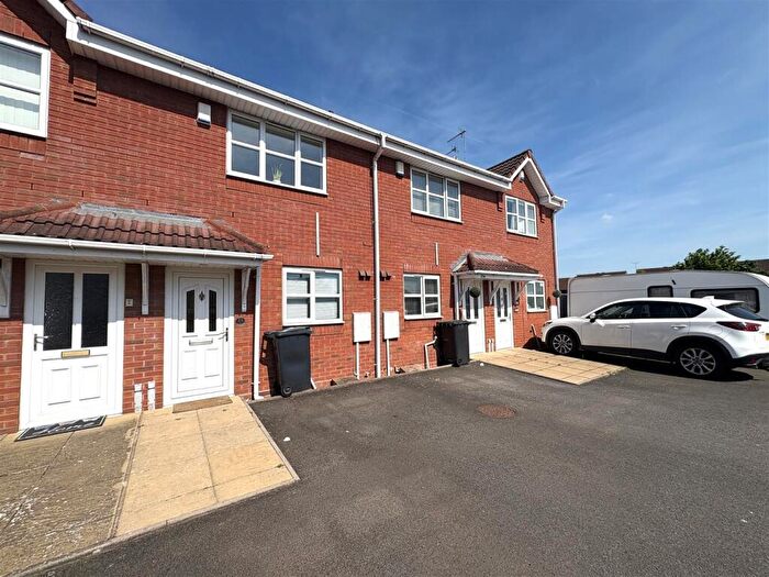 2 Bedroom House To Rent In Cradley Road, Netherton, Dudley, DY2