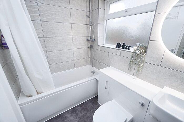 3 Bedroom Semi-Detached House For Sale In East Side, HP13