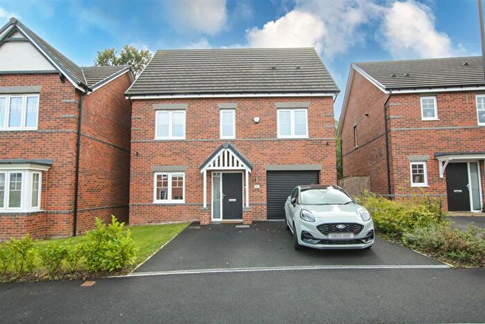 4 Bedroom Detached House For Sale In School Lane, Doncaster, DN2