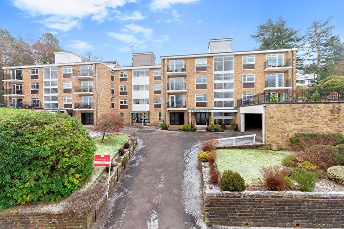 2 Bedroom Flat For Sale In Parish Ghyll Drive, Ilkley, West Yorkshire, LS29
