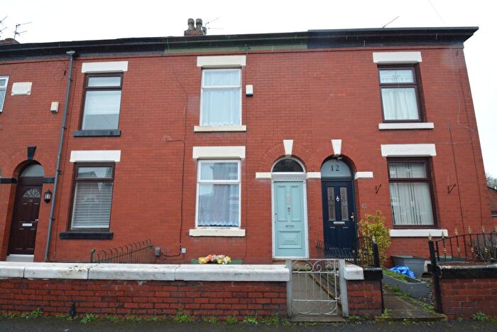 2 Bedroom Terraced House For Sale In Gorsey Fields, Droylsden, M43