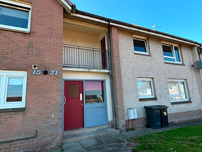 1 Bedroom Flat To Rent In Weavers Way, Stonehouse, ML9