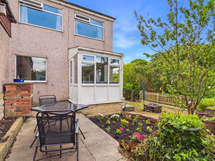 3 Bedroom Semi-Detached House For Sale In Long Lane Wheatley, Wheatley, Halifax, West Yorkshire, HX3