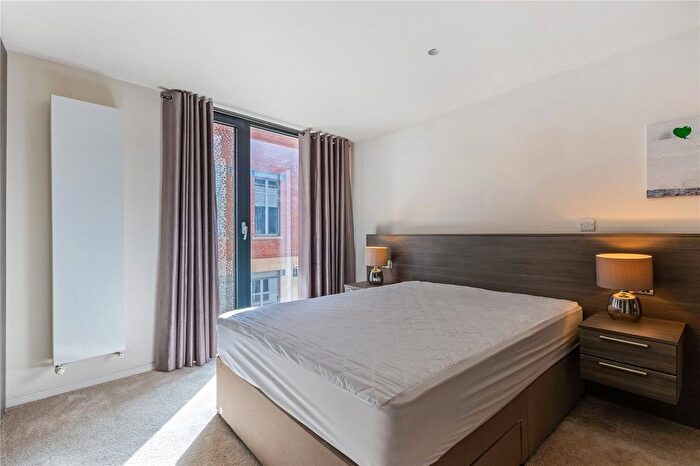 4 Bedroom Terraced House To Rent In Southern Street, Manchester, Greater Manchester, M3