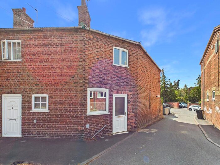 2 Bedroom Terraced House For Sale In Stonewell Row, Horncastle, LN9