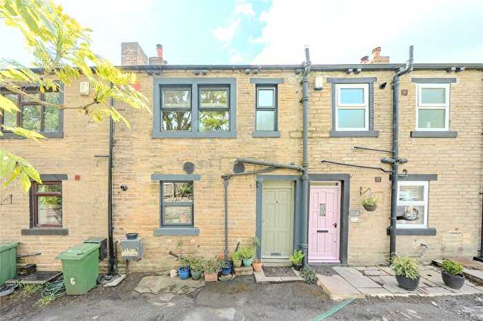 2 Bedroom Terraced House For Sale In Hare Lane, Pudsey, West Yorkshire, LS28