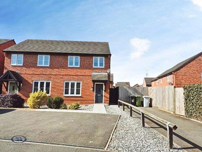3 Bedroom House To Rent In Joe Brown Close, Crewe, CW1